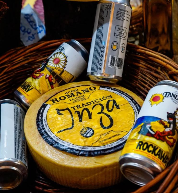 Queso Romano Tradición Inza y cervezas de Tandil